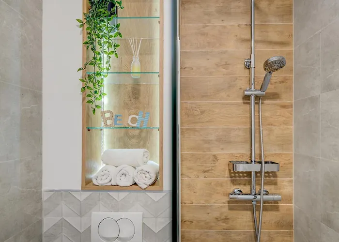 Huging The Horizon. Apartman