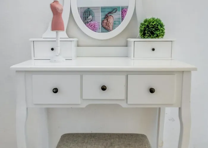 Huging The Horizon. Apartman