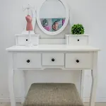 Huging The Horizon. Apartmán